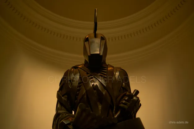 Eine klassische Statue eines Trommlers